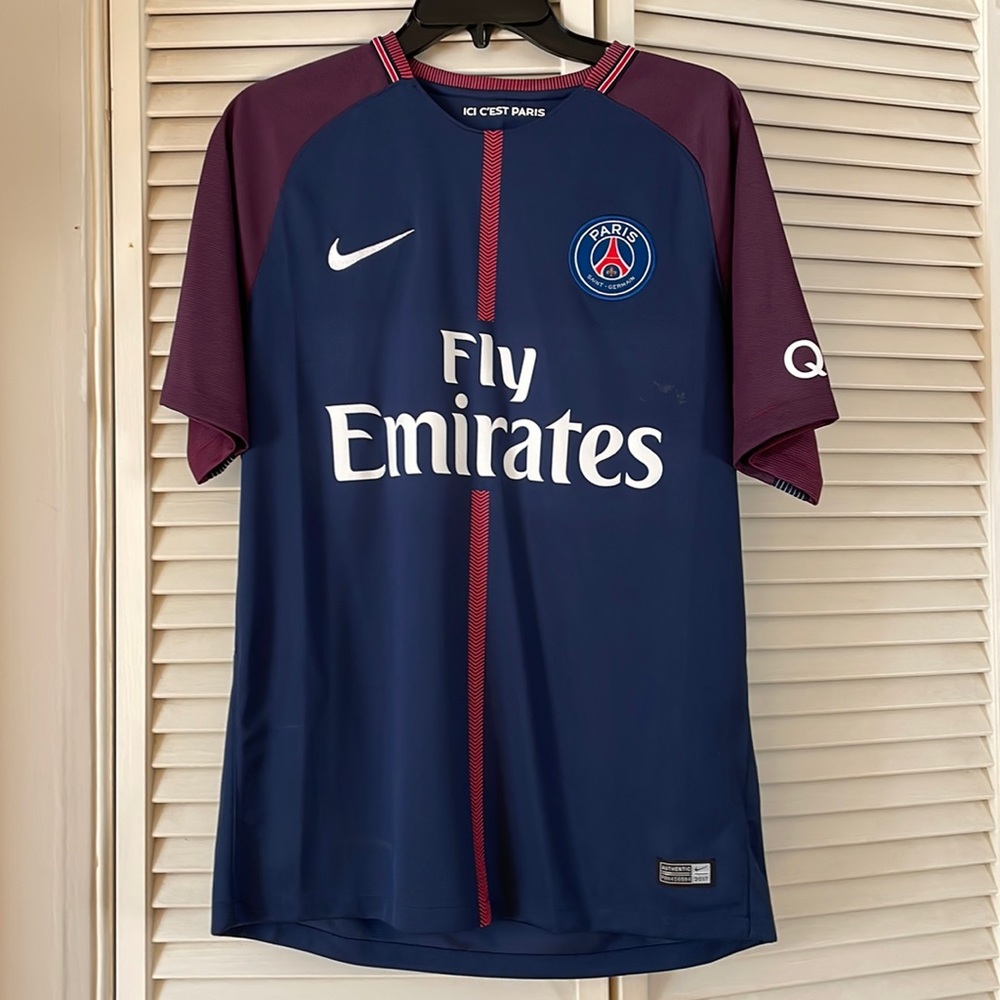 Nike 2017 PSG jersey - medium